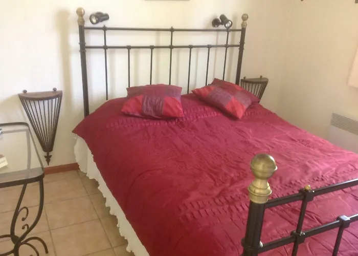 Сasa de vacaciones Village Le Ecuras