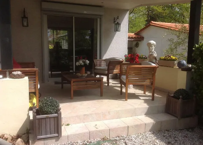 Сasa de vacaciones Village Le *